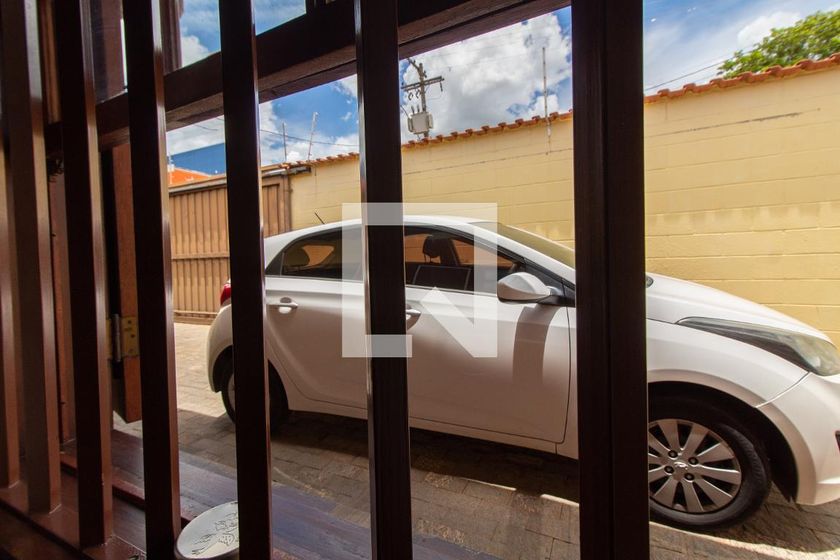 Casa à Venda - Fazenda Santa Cândida, 4 Quartos,  450 m2 em , Campinas - sp | SoloBR