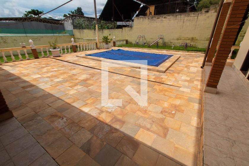 Casa à Venda - Fazenda Santa Cândida, 4 Quartos,  450 m2 em , Campinas - sp | SoloBR