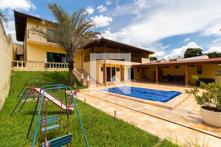 Casa à Venda - Fazenda Santa Cândida, 4 Quartos,  450 m2 em , Campinas - sp | SoloBR