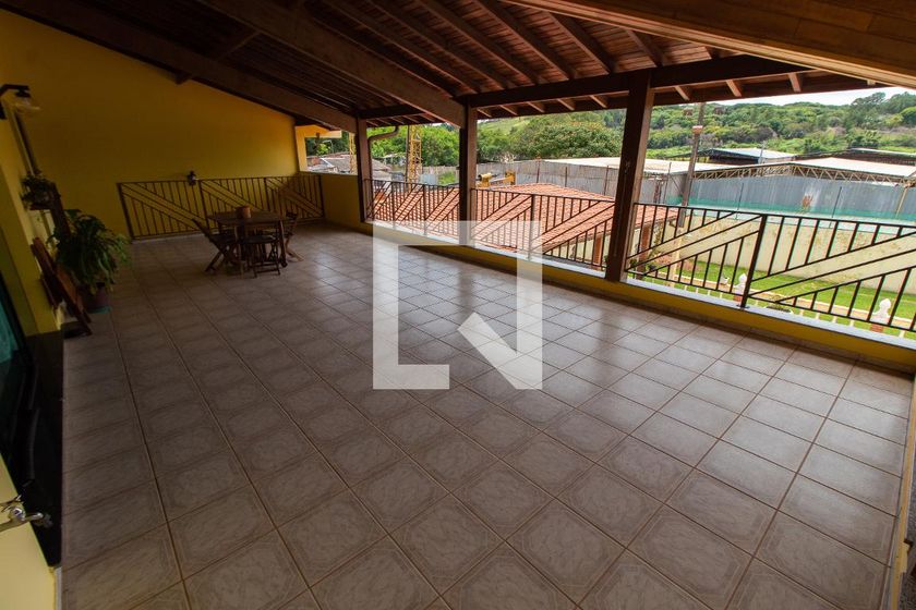 Casa à Venda - Fazenda Santa Cândida, 4 Quartos,  450 m2 em , Campinas - sp | SoloBR