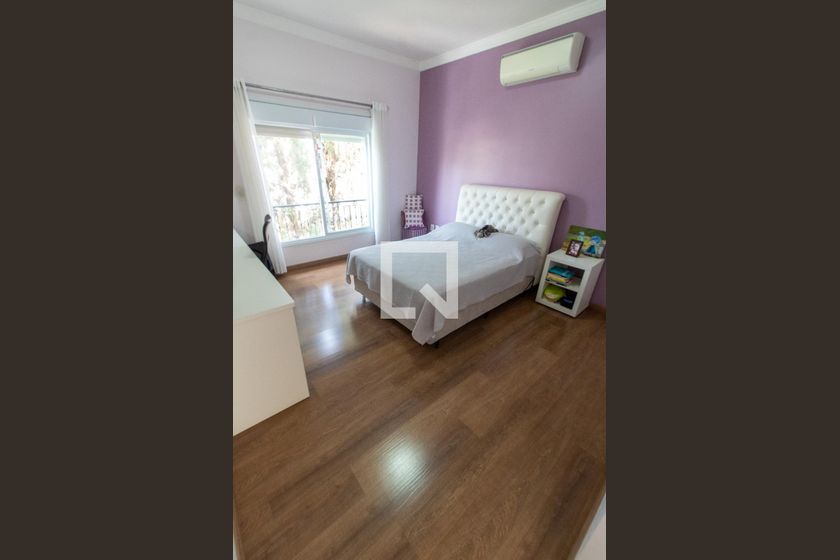 Casa à Venda - Lot. Alphaville Campinas, 3 Quartos,  414 m2 em , Campinas - sp | SoloBR