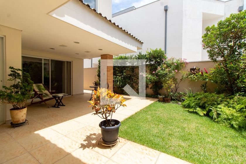 Casa à Venda - Lot. Alphaville Campinas, 3 Quartos,  414 m2 em , Campinas - sp | SoloBR