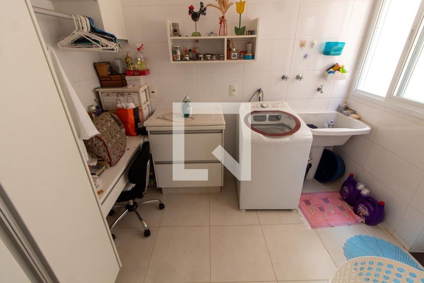 Casa à Venda - Lot. Alphaville Campinas, 3 Quartos,  414 m2 em , Campinas - sp | SoloBR