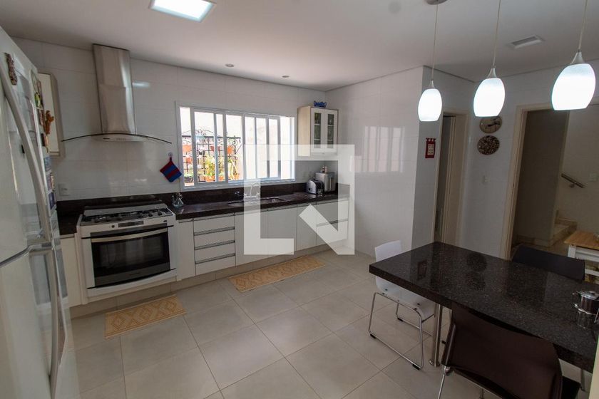 Casa à Venda - Lot. Alphaville Campinas, 3 Quartos,  414 m2 em , Campinas - sp | SoloBR