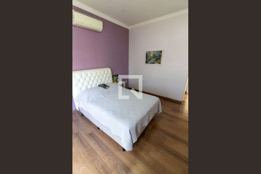 Casa à Venda - Lot. Alphaville Campinas, 3 Quartos,  414 m2 em , Campinas - sp | SoloBR
