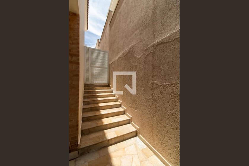 Casa à Venda - Lot. Alphaville Campinas, 3 Quartos,  414 m2 em , Campinas - sp | SoloBR