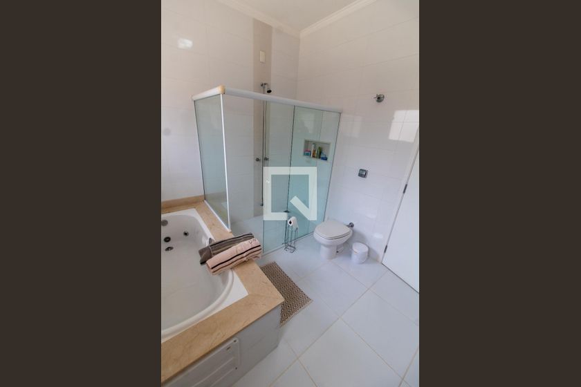 Casa à Venda - Lot. Alphaville Campinas, 3 Quartos,  414 m2 em , Campinas - sp | SoloBR