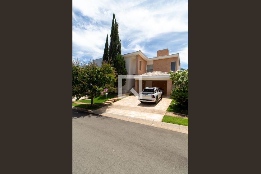 Casa à Venda - Lot. Alphaville Campinas, 3 Quartos,  414 m2 em , Campinas - sp | SoloBR