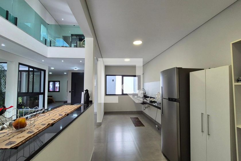 Casa à Venda - Swiss Park, 3 Quartos,  360 m2 em , Campinas - sp | SoloBR