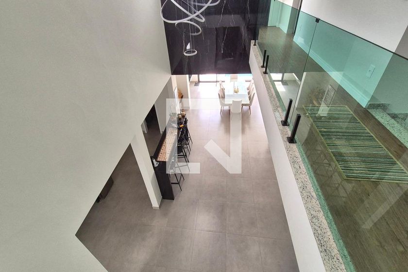 Casa à Venda - Swiss Park, 3 Quartos,  360 m2 em , Campinas - sp | SoloBR