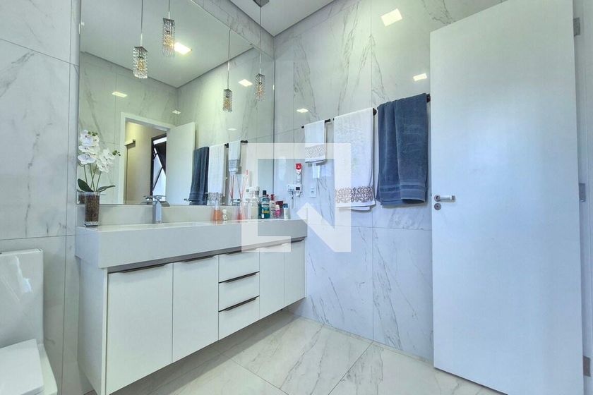 Casa à Venda - Swiss Park, 3 Quartos,  360 m2 em , Campinas - sp | SoloBR