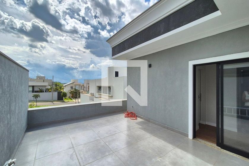 Casa à Venda - Swiss Park, 3 Quartos,  360 m2 em , Campinas - sp | SoloBR