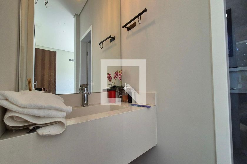 Casa à Venda - Swiss Park, 3 Quartos,  360 m2 em , Campinas - sp | SoloBR
