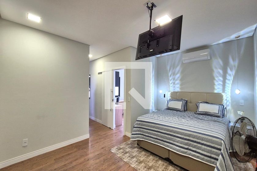 Casa à Venda - Swiss Park, 3 Quartos,  360 m2 em , Campinas - sp | SoloBR
