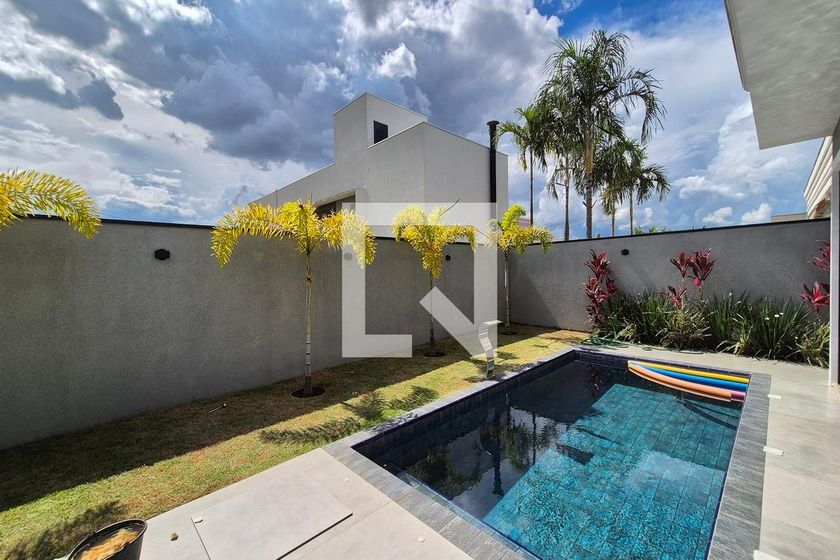 Casa à Venda - Swiss Park, 3 Quartos,  360 m2 em , Campinas - sp | SoloBR