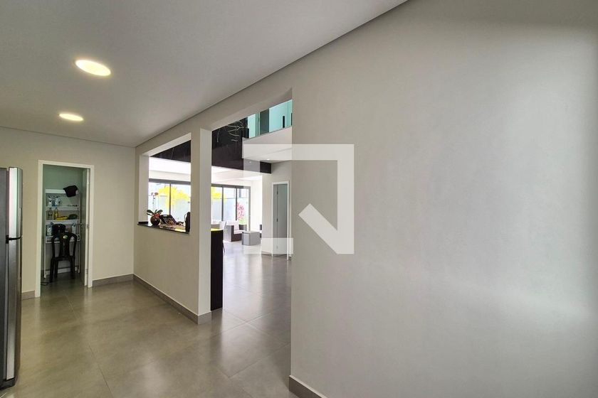 Casa à Venda - Swiss Park, 3 Quartos,  360 m2 em , Campinas - sp | SoloBR