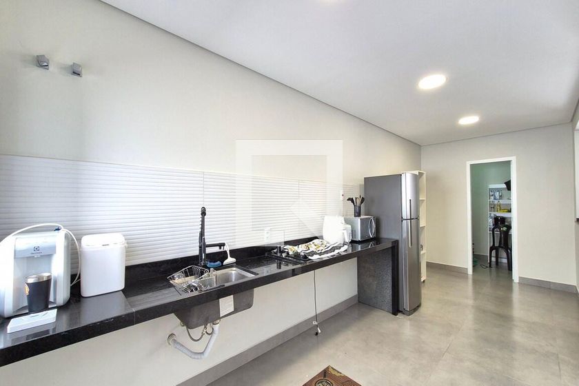 Casa à Venda - Swiss Park, 3 Quartos,  360 m2 em , Campinas - sp | SoloBR