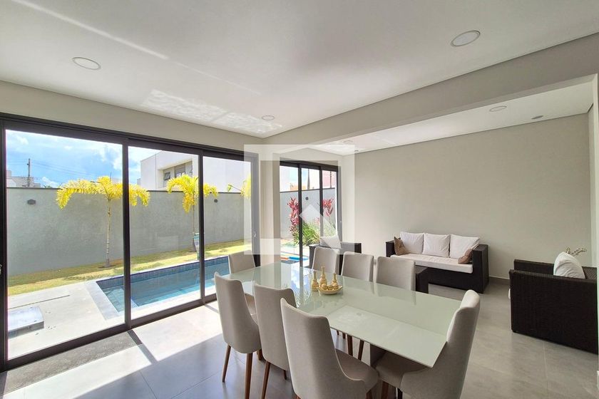 Casa à Venda - Swiss Park, 3 Quartos,  360 m2 em , Campinas - sp | SoloBR