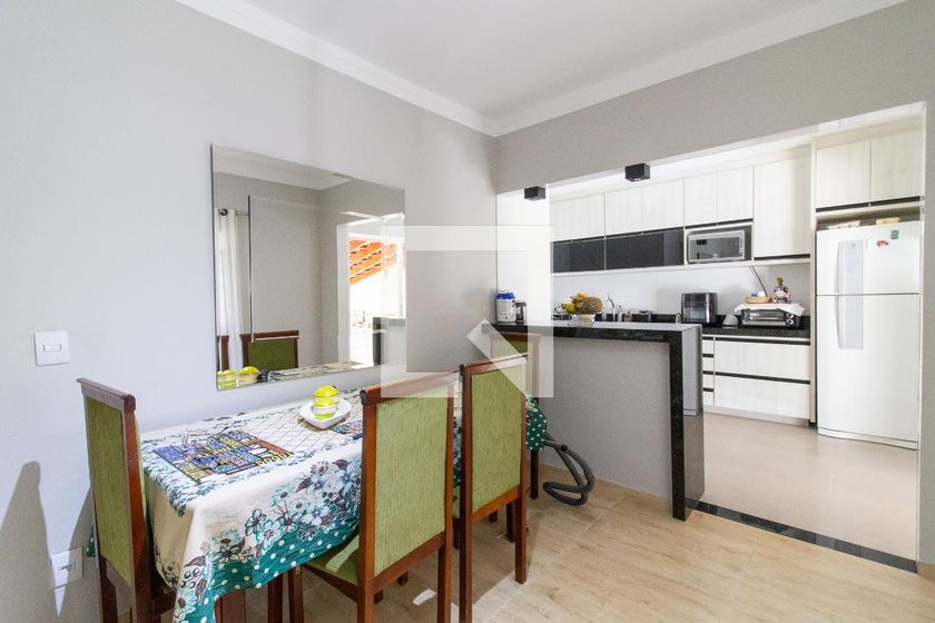 Casa à Venda - Jardim Santana, 2 Quartos,  94 m2 em , Campinas - sp | SoloBR