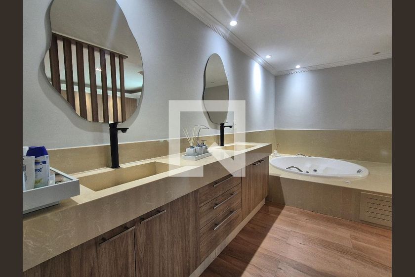 Casa, 4 quartos, 356 m² - Foto 46