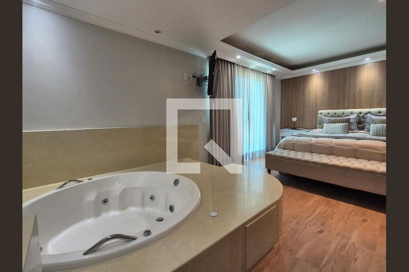 Casa, 4 quartos, 356 m² - Foto 47