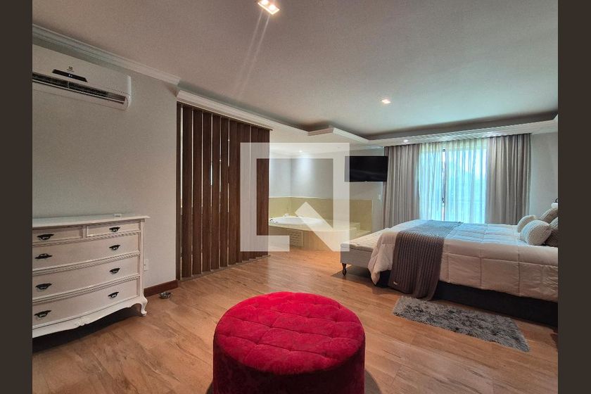 Casa, 4 quartos, 356 m² - Foto 41