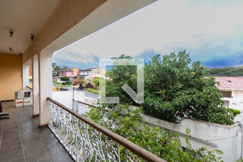 Casa à Venda - Jardim Chapadão, 4 Quartos,  300 m2 em , Campinas - sp | SoloBR