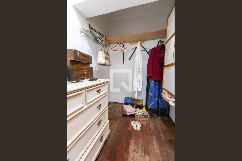 Casa à Venda - Jardim Chapadão, 4 Quartos,  300 m2 em , Campinas - sp | SoloBR
