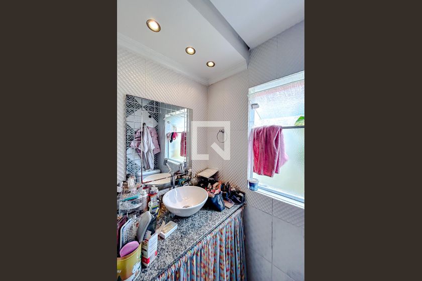 Casa, 3 quartos, 240 m² - Foto 69