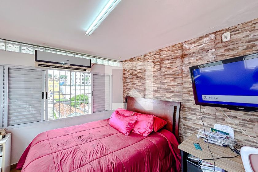 Casa, 3 quartos, 240 m² - Foto 47