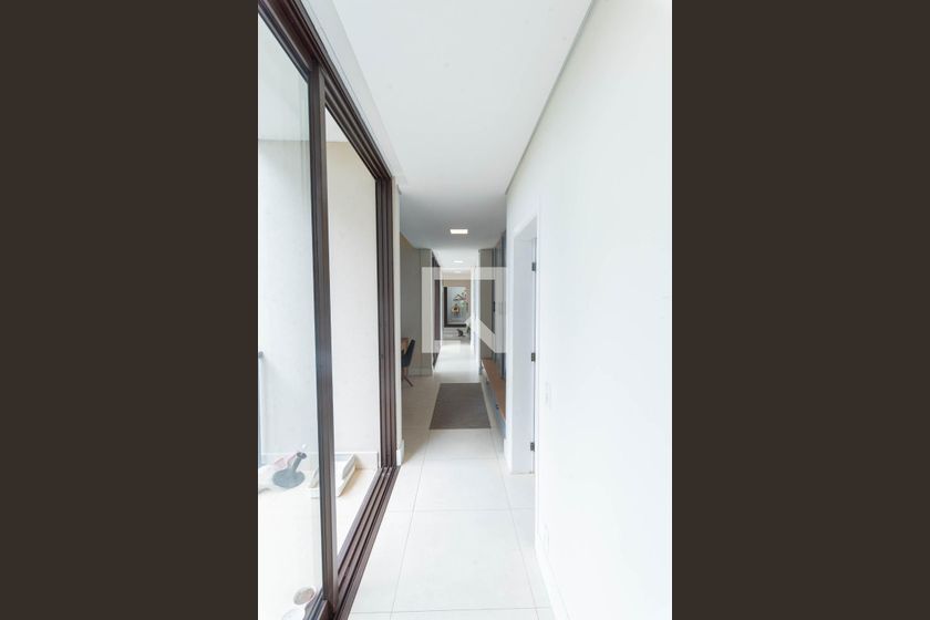 Casa à Venda - Swiss Park, 3 Quartos,  318 m2 em , Campinas - sp | SoloBR