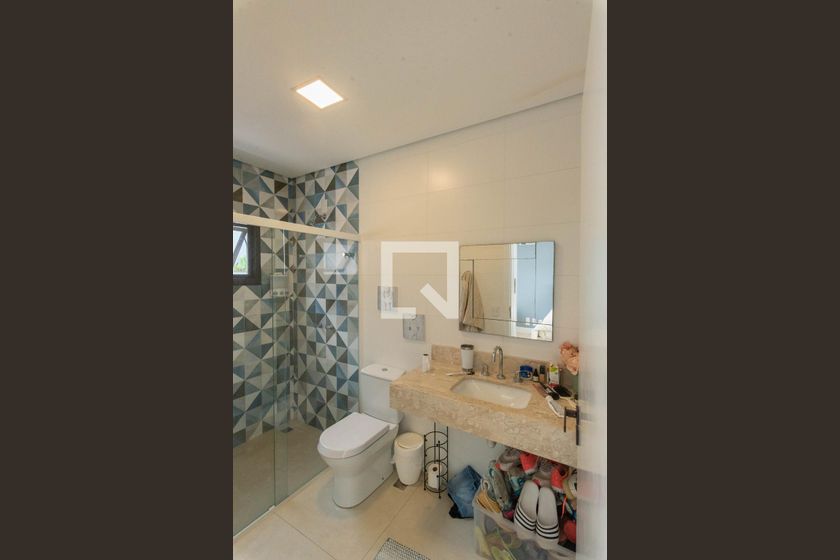 Casa à Venda - Swiss Park, 3 Quartos,  318 m2 em , Campinas - sp | SoloBR