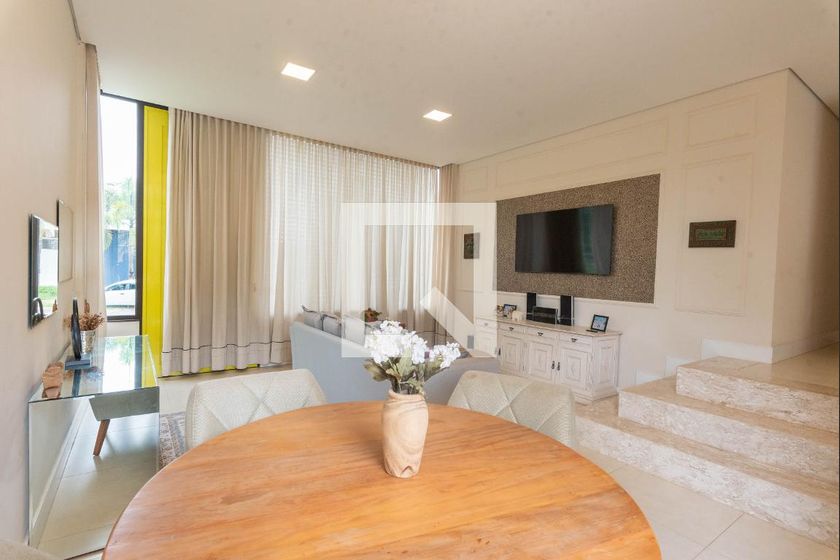 Casa à Venda - Swiss Park, 3 Quartos,  318 m2 em , Campinas - sp | SoloBR