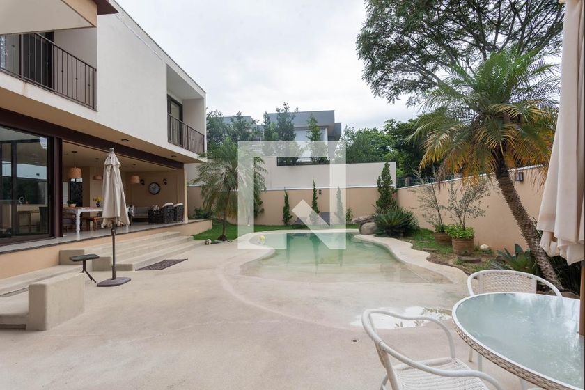 Casa à Venda - Swiss Park, 3 Quartos,  318 m2 em , Campinas - sp | SoloBR
