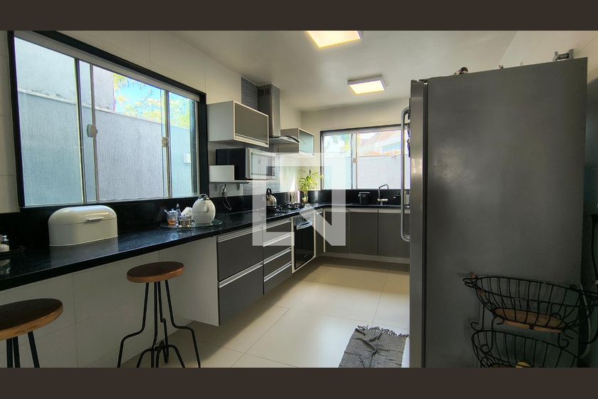 Casa, 4 quartos, 300 m² - Foto 59