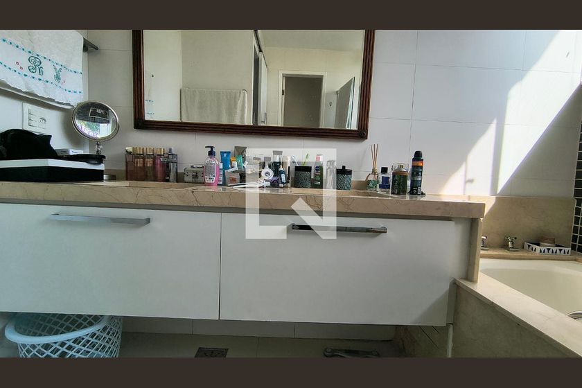 Casa, 4 quartos, 300 m² - Foto 15