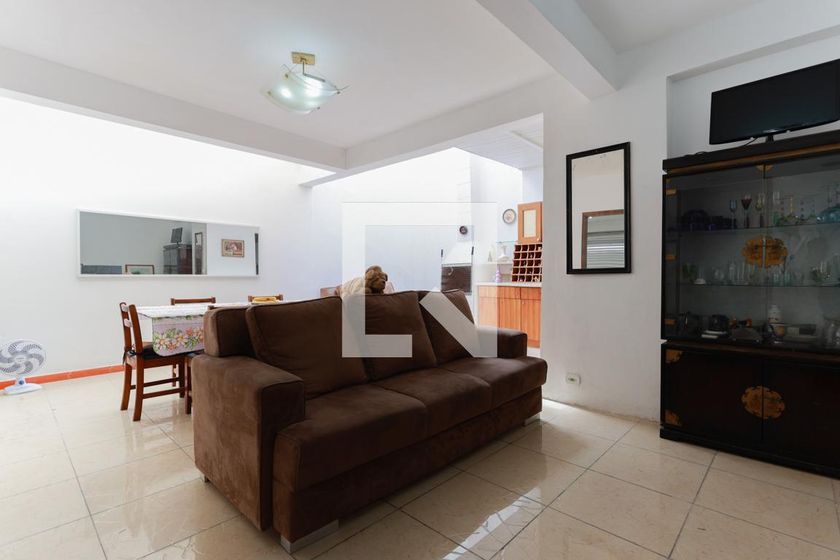 Casa, 4 quartos, 180 m² - Foto 1