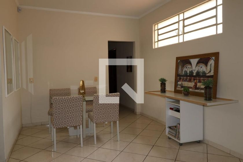 Casa à Venda - Taquaral, 3 Quartos,  180 m2 em , Campinas - sp | SoloBR
