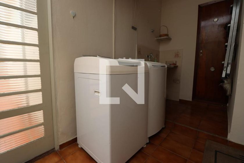 Casa à Venda - Taquaral, 3 Quartos,  180 m2 em , Campinas - sp | SoloBR