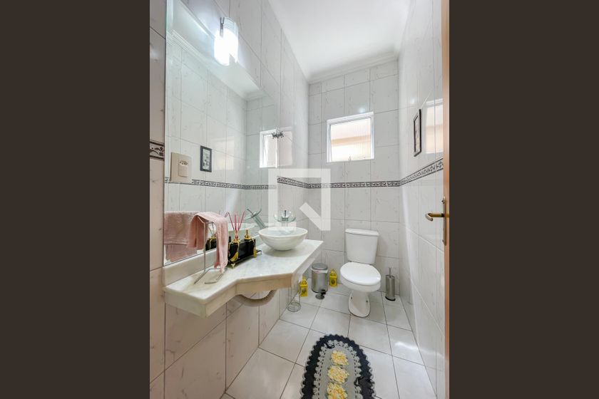 Casa, 3 quartos, 225 m² - Foto 9