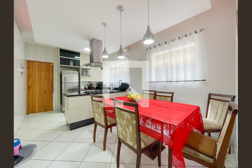 Casa, 3 quartos, 225 m² - Foto 49