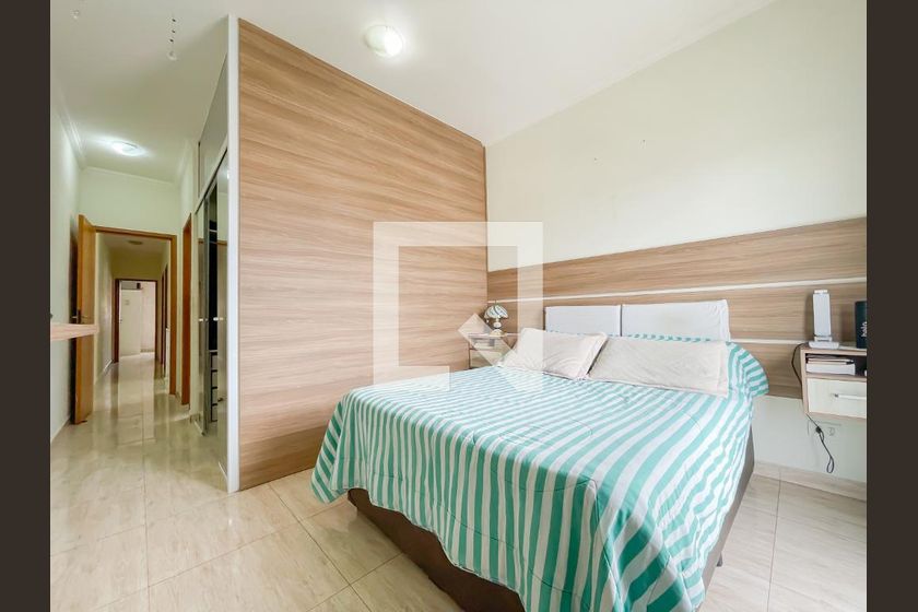 Casa, 3 quartos, 225 m² - Foto 15