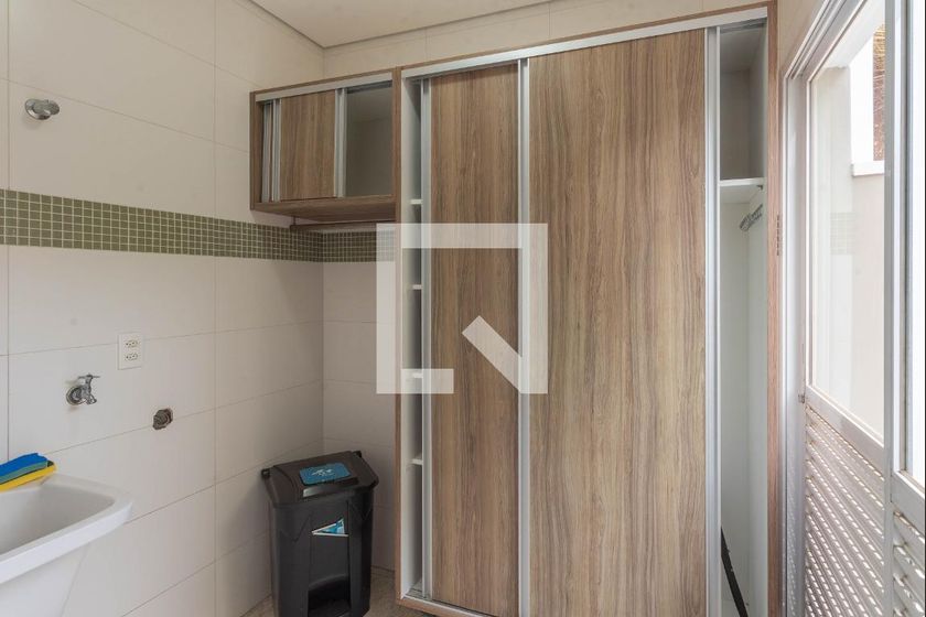 Casa à Venda - Swiss Park, 4 Quartos,  277 m2 em , Campinas - sp | SoloBR