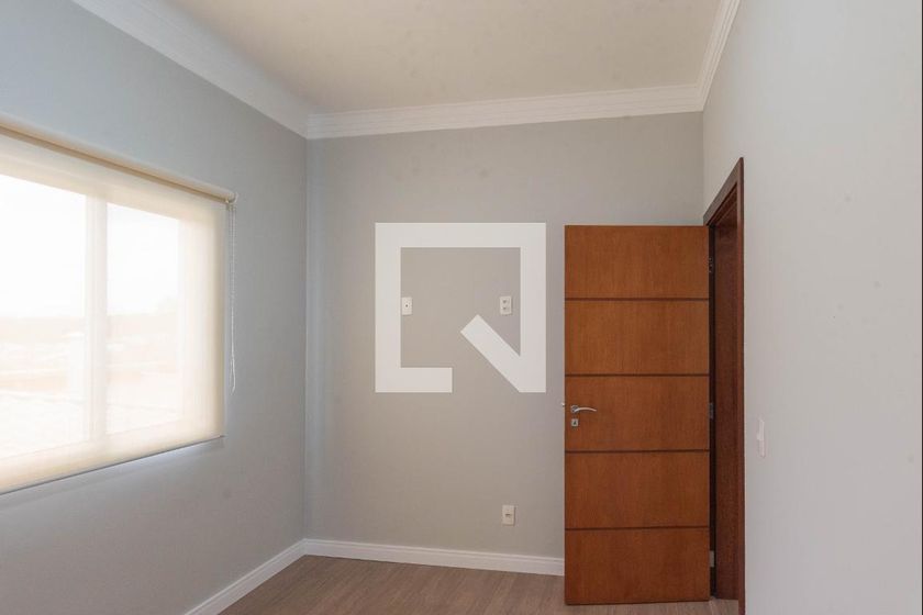 Casa à Venda - Swiss Park, 4 Quartos,  277 m2 em , Campinas - sp | SoloBR