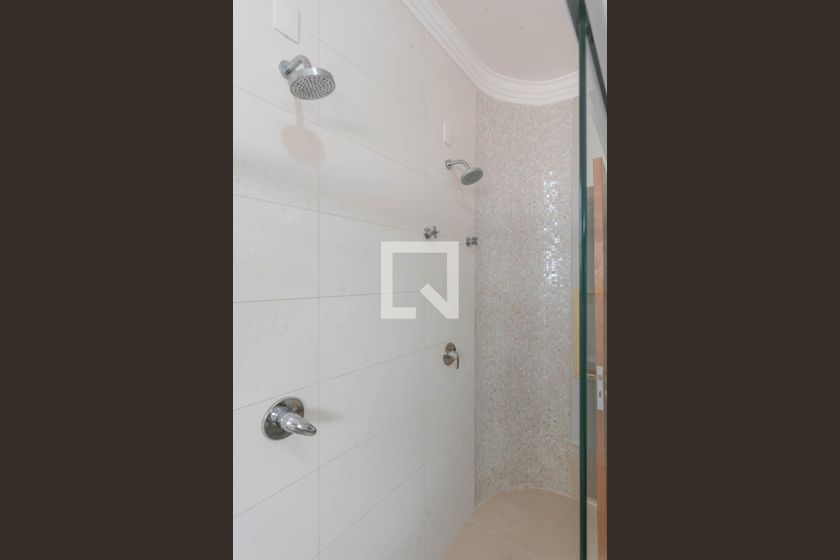 Casa à Venda - Swiss Park, 4 Quartos,  277 m2 em , Campinas - sp | SoloBR