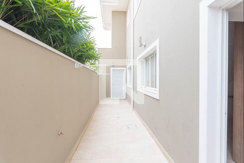 Casa à Venda - Swiss Park, 4 Quartos,  277 m2 em , Campinas - sp | SoloBR