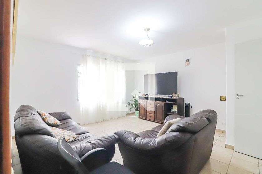 Casa, 4 quartos, 141 m² - Foto 1