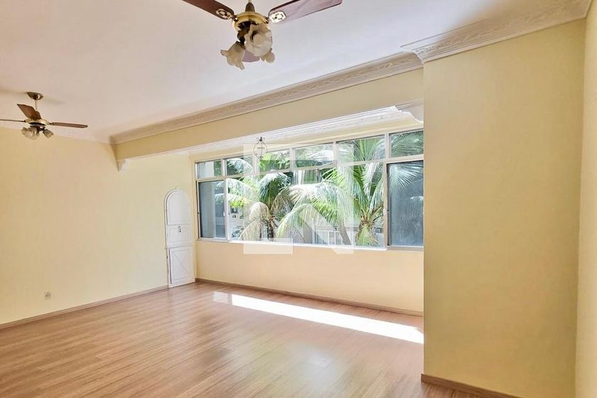 Apartamento, 3 quartos, 130 m² - Foto 1