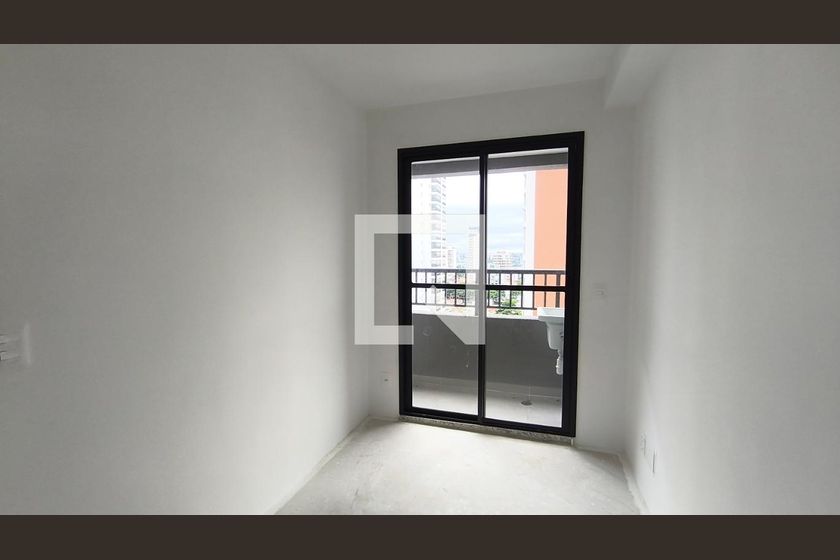 Apartamento, 1 quarto, 27 m² - Foto 2