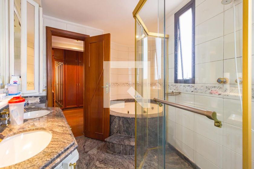Apartamento, 4 quartos, 270 m² - Foto 138